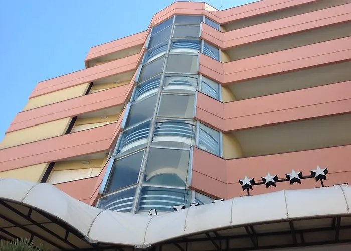David Hotel