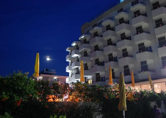 David تْشيزيناتيكو