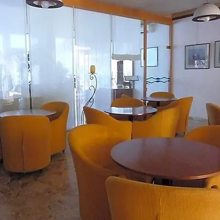 Hotel David 3*